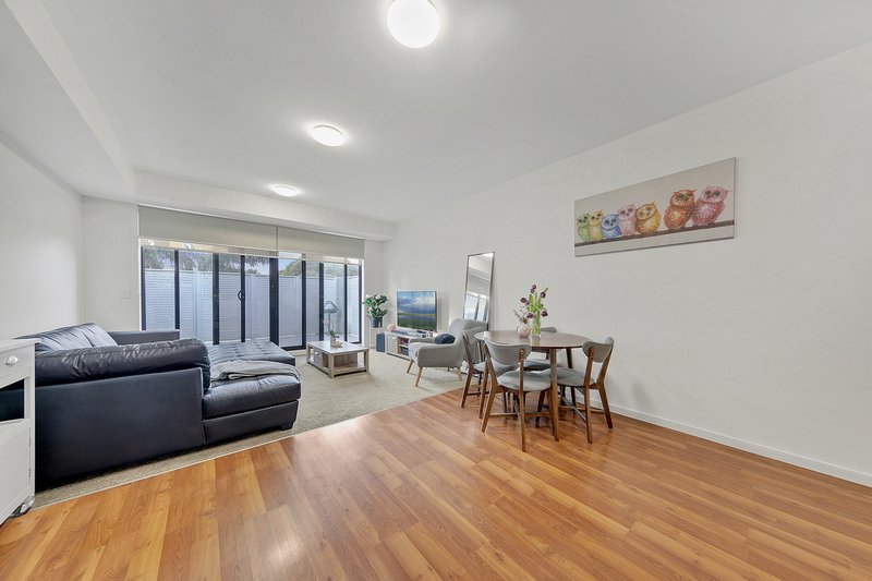 Photo - 209/90 Epping Road, Epping VIC 3076 - Image 5