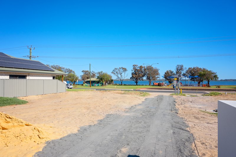 Photo - 209B Old Coast Road, Australind WA 6233 - Image 2