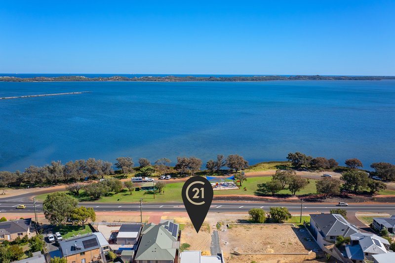 Photo - 209B Old Coast Road, Australind WA 6233 - Image 7