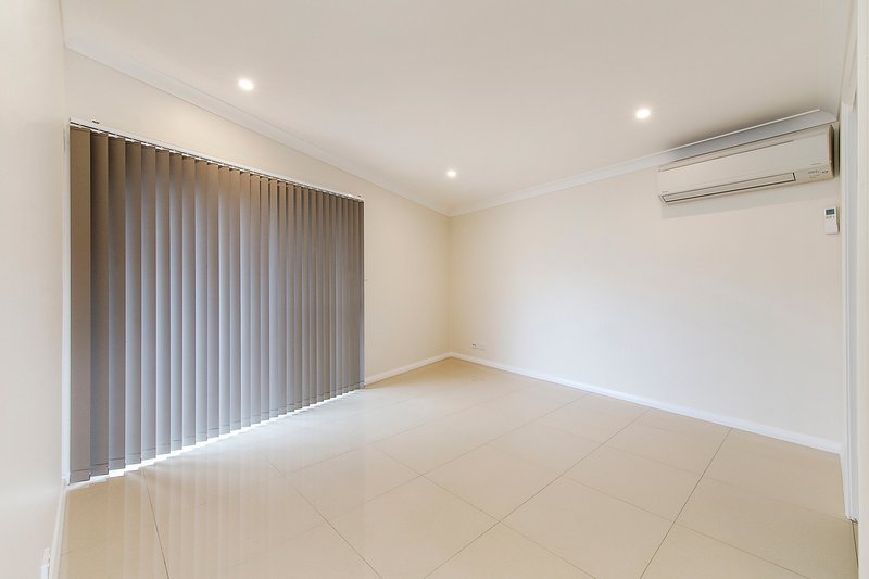 Photo - 20A Cullum Street, Bossley Park NSW 2176 - Image 3
