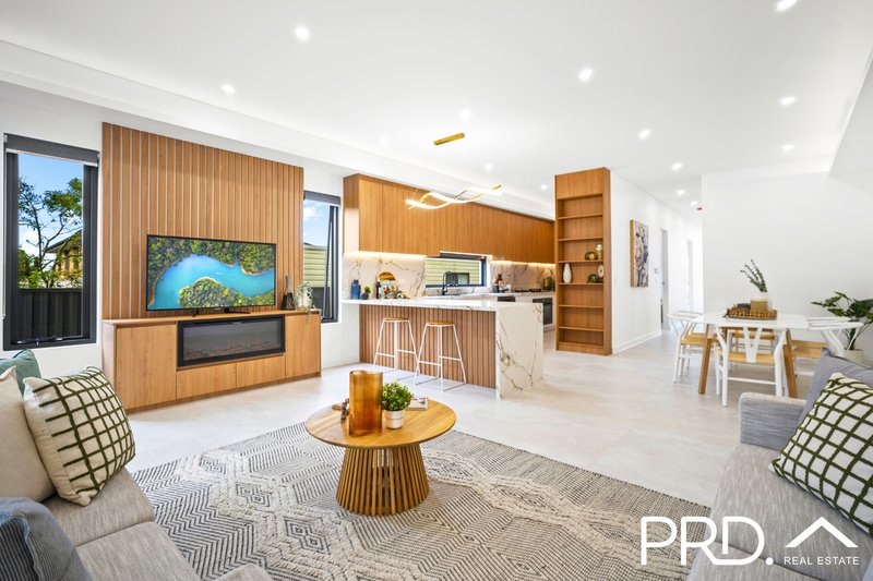 20a Donald Street, Picnic Point NSW 2213