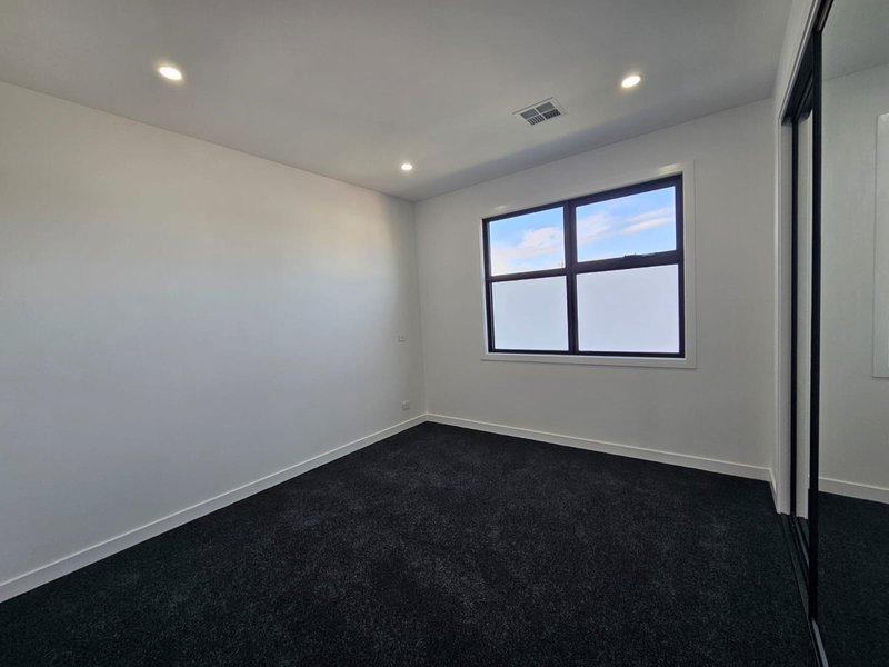 Photo - 20A Greville Street, Oakleigh East VIC 3166 - Image 18