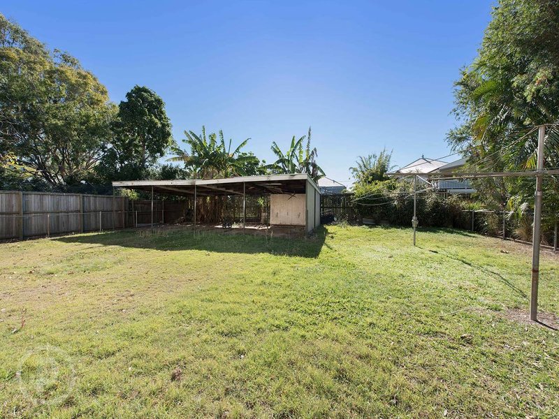 Photo - 20A Kent Road, Wooloowin QLD 4030 - Image 2