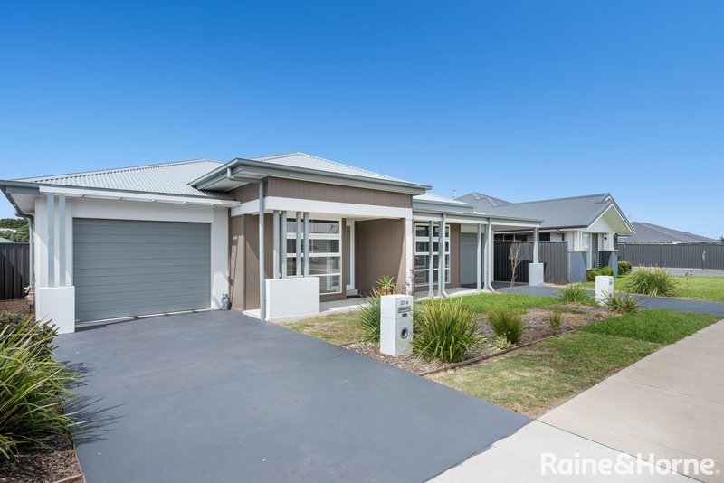 Photo - 20a Matchless Avenue, Goulburn NSW 2580 - Image 2