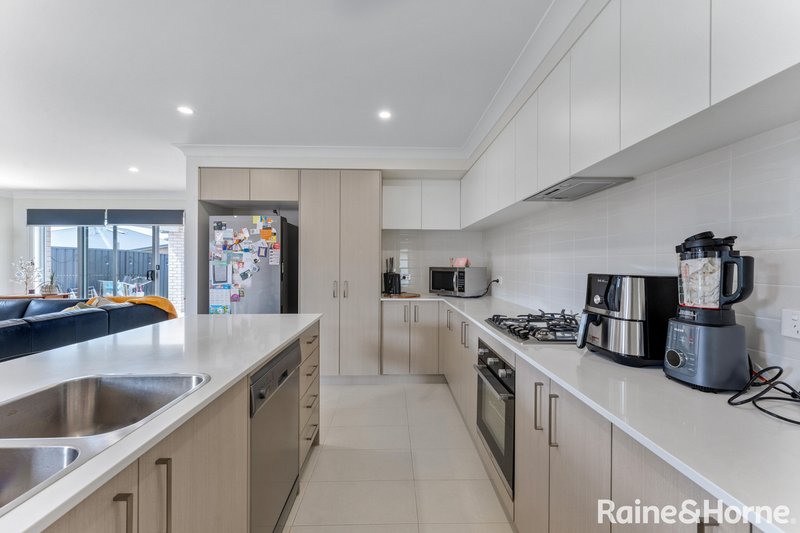 Photo - 20a Matchless Avenue, Goulburn NSW 2580 - Image 7