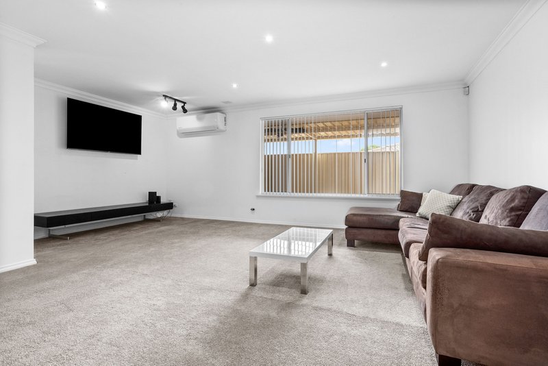 Photo - 20B Feathertop Rise, Alexander Heights WA 6064 - Image 2