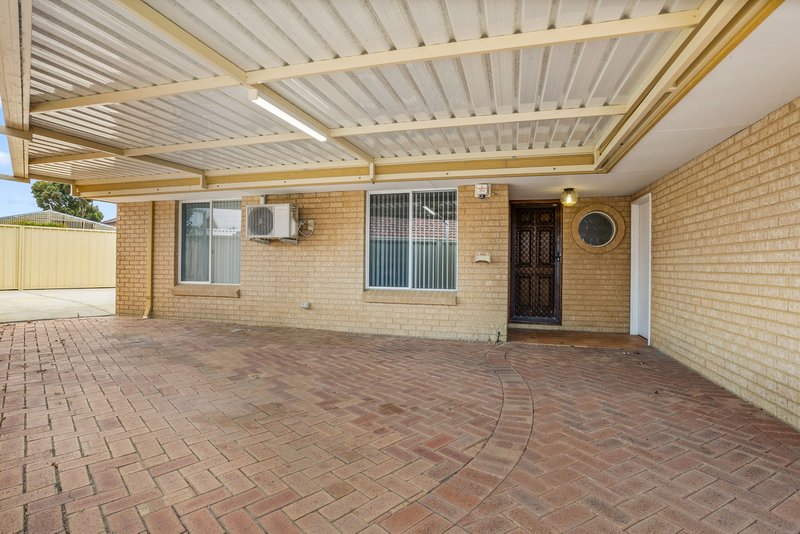 Photo - 20B Feathertop Rise, Alexander Heights WA 6064 - Image 4