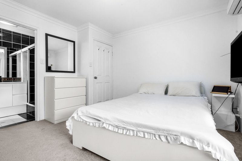 Photo - 20B Feathertop Rise, Alexander Heights WA 6064 - Image 10