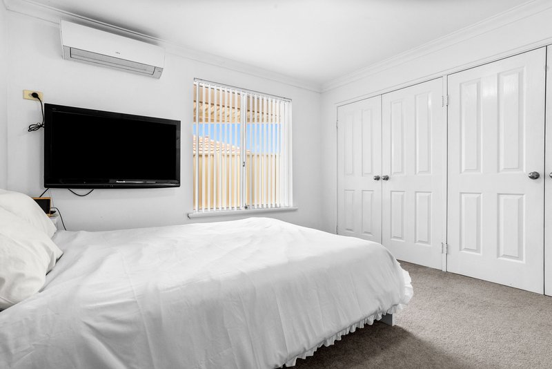 Photo - 20B Feathertop Rise, Alexander Heights WA 6064 - Image 11