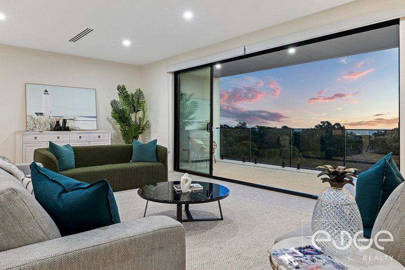 Photo - 20B Trowbridge Circuit, Gulfview Heights SA 5096 - Image 3