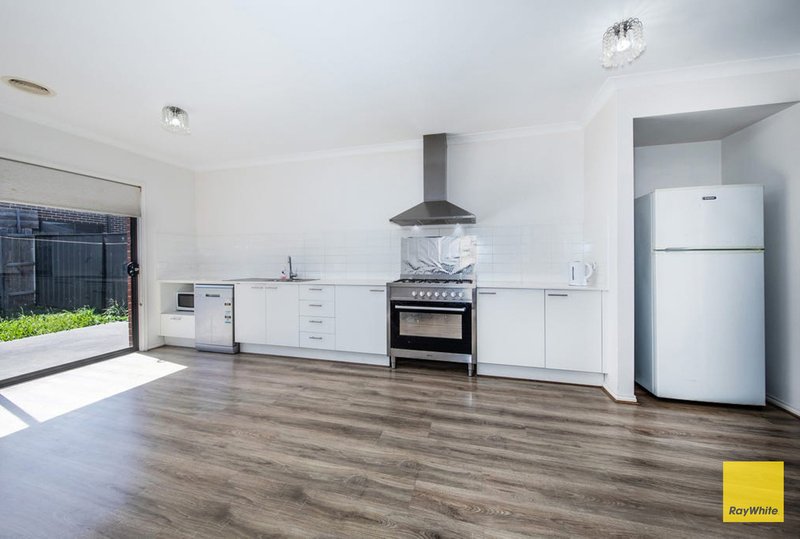 Photo - 20E Tableland Road, Tarneit VIC 3029 - Image 7
