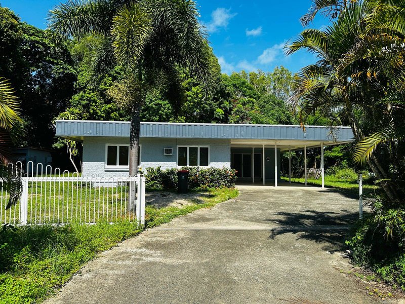 21-23 Oak Street, Holloways Beach QLD 4878