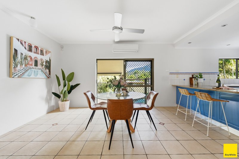 Photo - 21-23 Sommerville Crescent, Whitfield QLD 4870 - Image 9