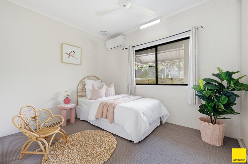 Photo - 21-23 Sommerville Crescent, Whitfield QLD 4870 - Image 22