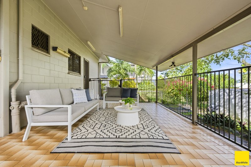 Photo - 21-23 Sommerville Crescent, Whitfield QLD 4870 - Image 26