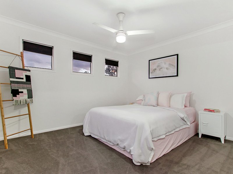 Photo - 2/1-3 Carnarvon Court, Oxenford QLD 4210 - Image 13