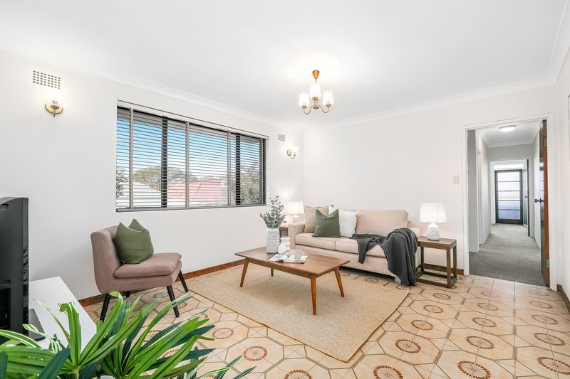 2/1-3 Harnett Avenue, Marrickville NSW 2204