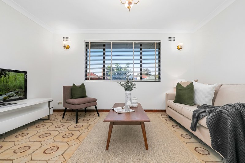 Photo - 2/1-3 Harnett Avenue, Marrickville NSW 2204 - Image 4