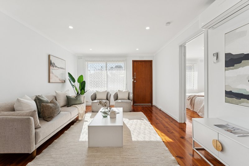 2/1-3 Mcfadzean Avenue, Reservoir VIC 3073