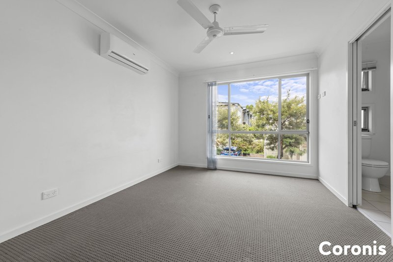 Photo - 2/1-49 Lavender Drive, Griffin QLD 4503 - Image 8