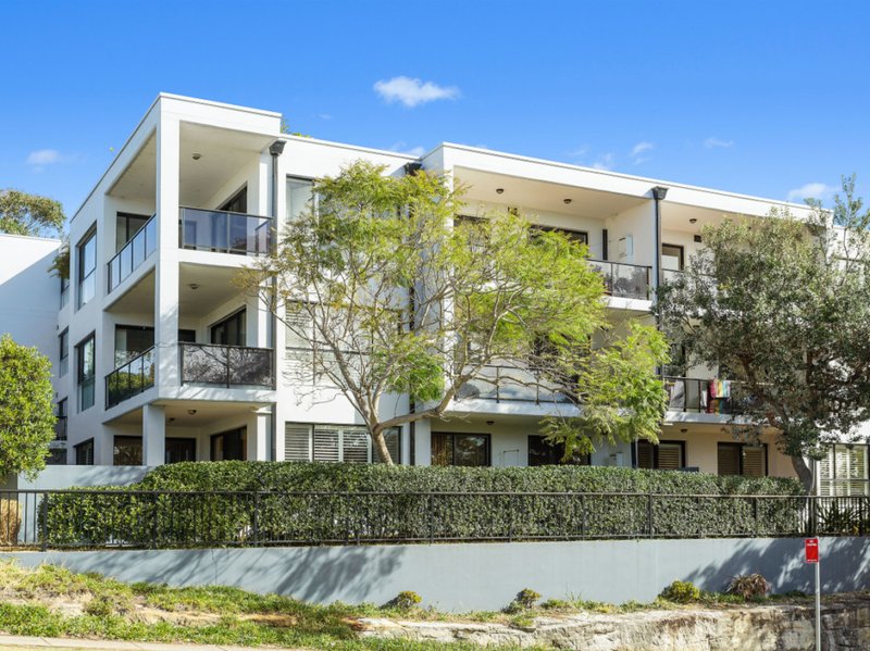 2/1-5 The Crescent, Dee Why NSW 2099