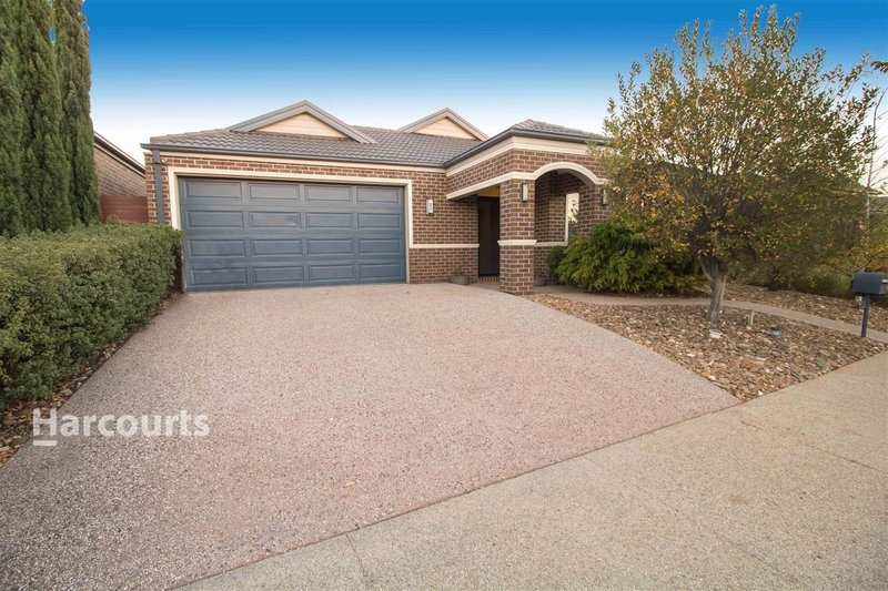 21 Aberfeldie Way, Caroline Springs VIC 3023