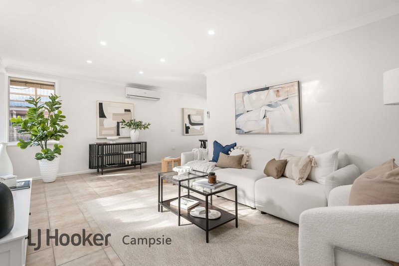 Photo - 21 Acacia Avenue, Prestons NSW 2170 - Image 2
