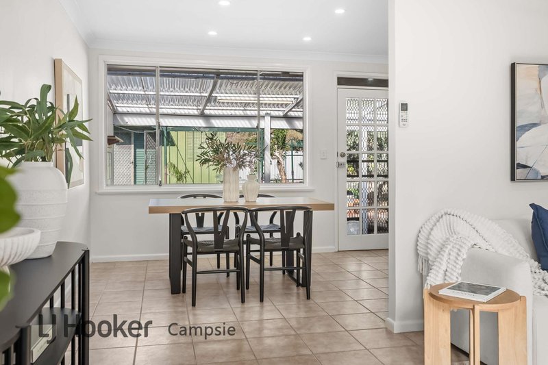 Photo - 21 Acacia Avenue, Prestons NSW 2170 - Image 5