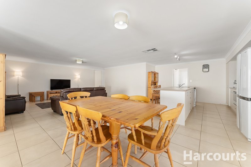 Photo - 21 Addingham Boulevard, Madora Bay WA 6210 - Image 7