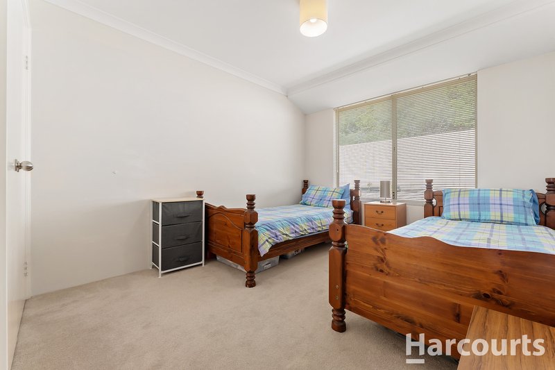 Photo - 21 Addingham Boulevard, Madora Bay WA 6210 - Image 11