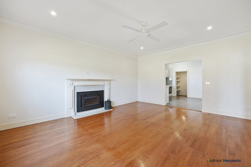 Photo - 21 Aitken Street, Alexandra VIC 3714 - Image 9