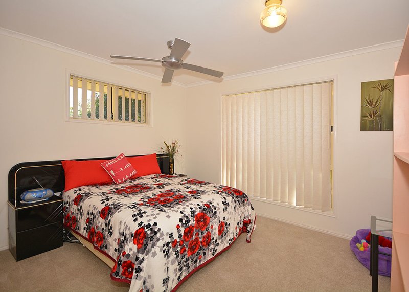 Photo - 2/1 Alana Court, Torquay QLD 4655 - Image 6