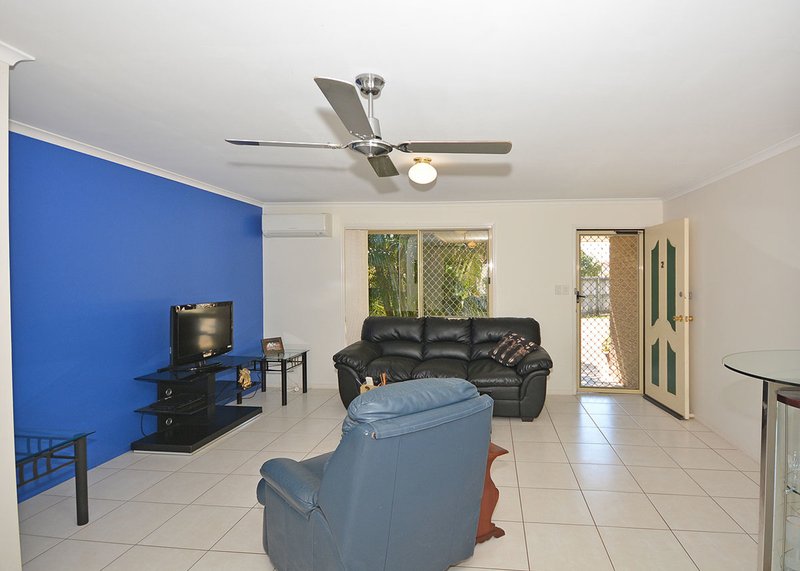 Photo - 2/1 Alana Court, Torquay QLD 4655 - Image 20