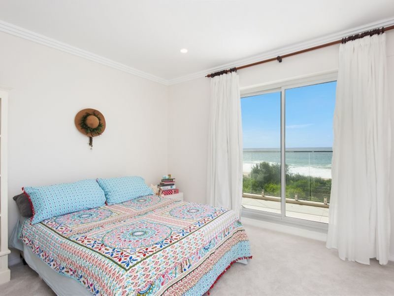 Photo - 2/1 Albemarle Street, Narrabeen NSW 2101 - Image 7