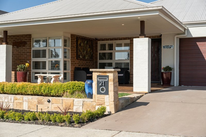 Photo - 21 Alchin Street, Googong NSW 2620 - Image 1