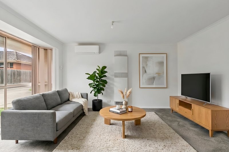 Photo - 2/1 Alexander Avenue, Thomastown VIC 3074 - Image 2