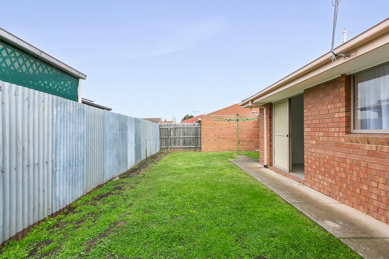 Photo - 2/1 Alexander Avenue, Thomastown VIC 3074 - Image 8