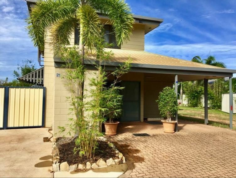 Photo - 21 Alstonia Drive, Nanum QLD 4874 - Image 2