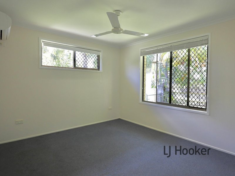 Photo - 21 Amaroo Street, Boyne Island QLD 4680 - Image 4