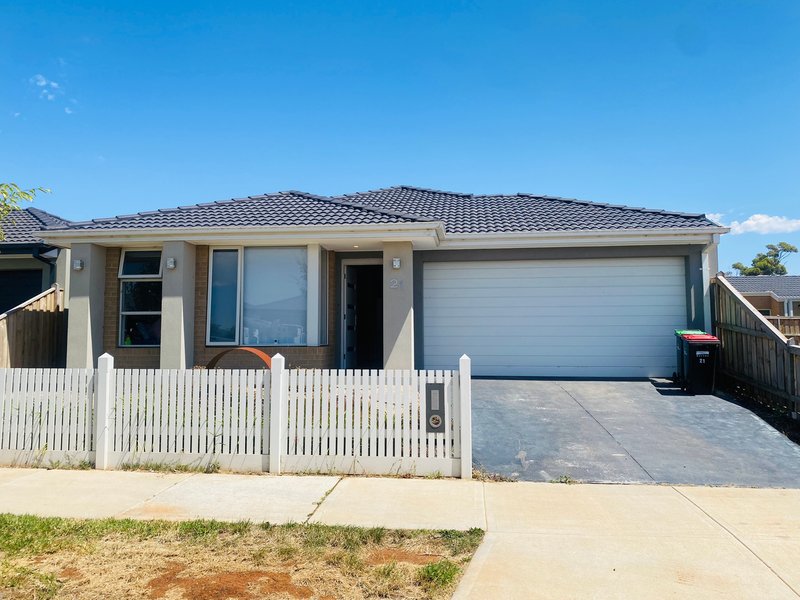 21 Amaya Way, Rockbank VIC 3335