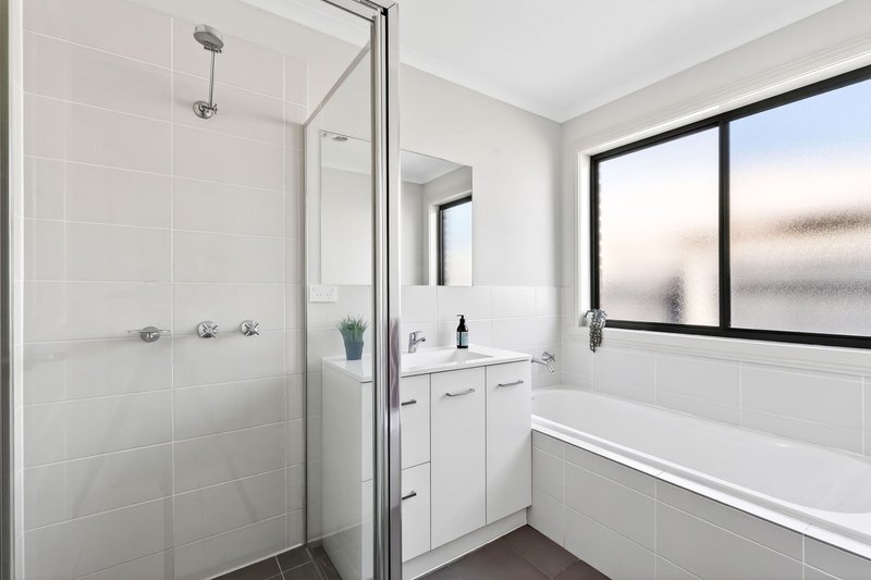 Photo - 21 Anchorage Street, Harrison ACT 2914 - Image 21