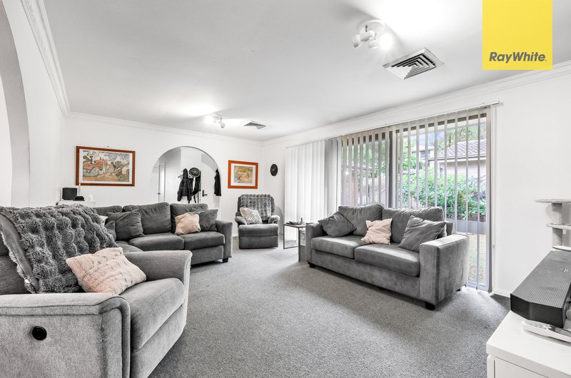 Photo - 21 Andrew Place, North Rocks NSW 2151 - Image 7