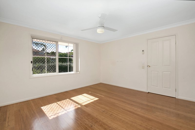 Photo - 21 Angus Street, Sinnamon Park QLD 4073 - Image 8