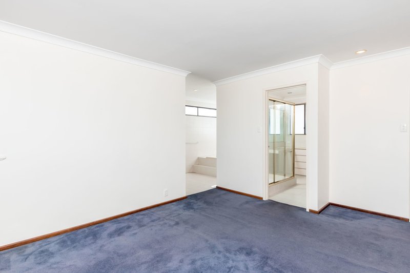 Photo - 21 Anitra Court, Coogee WA 6166 - Image 23