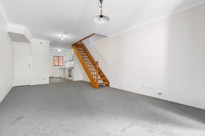 Photo - 2/1 Anzac Parade, Kensington NSW 2033 - Image 2