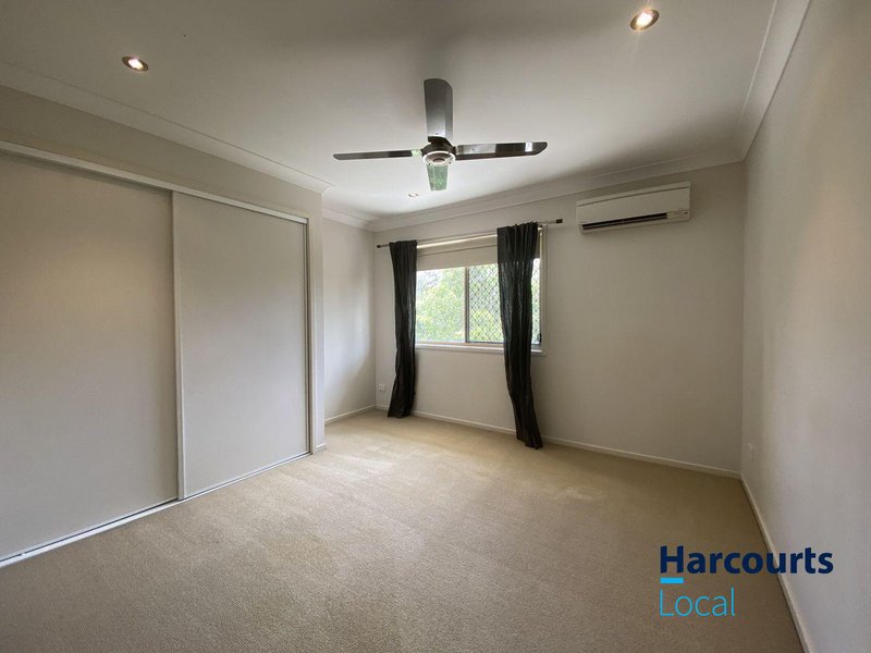 Photo - 21 Araluen Place, Carindale QLD 4152 - Image 12