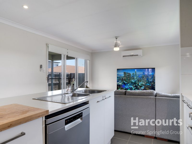 Photo - 21 Archer Crescent, Redbank Plains QLD 4301 - Image 6