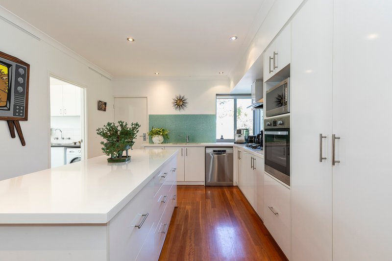 Photo - 21 Ardross Crescent, Coolbinia WA 6050 - Image 15