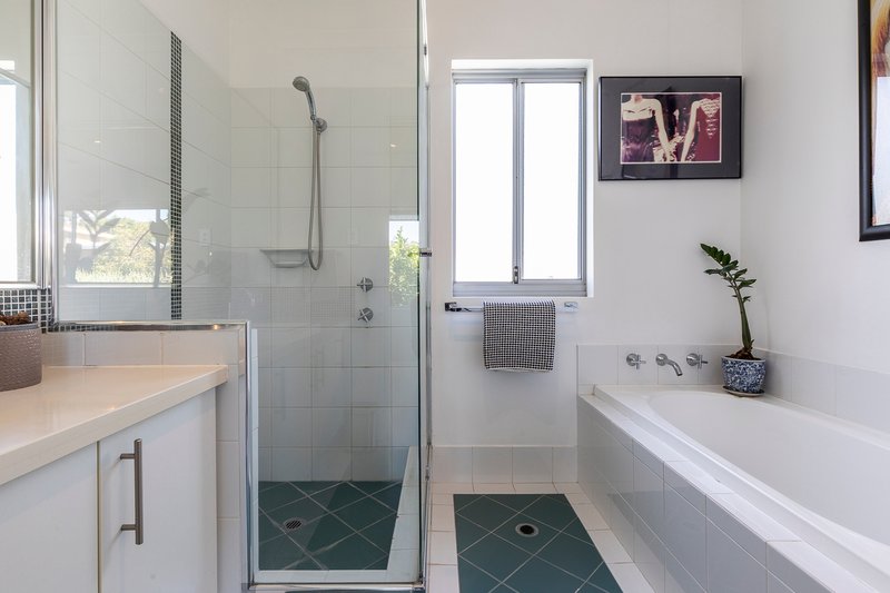 Photo - 21 Ardross Crescent, Coolbinia WA 6050 - Image 24