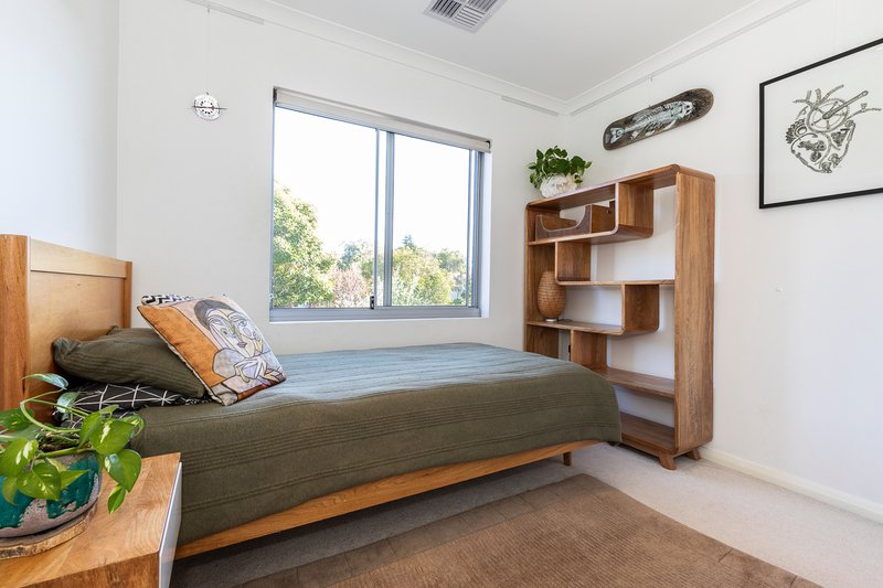 Photo - 21 Ardross Crescent, Coolbinia WA 6050 - Image 31